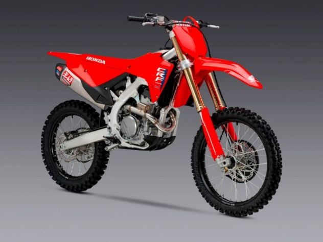 Detalle construcción acero inoxidable Yoshimura RS-12 offroad