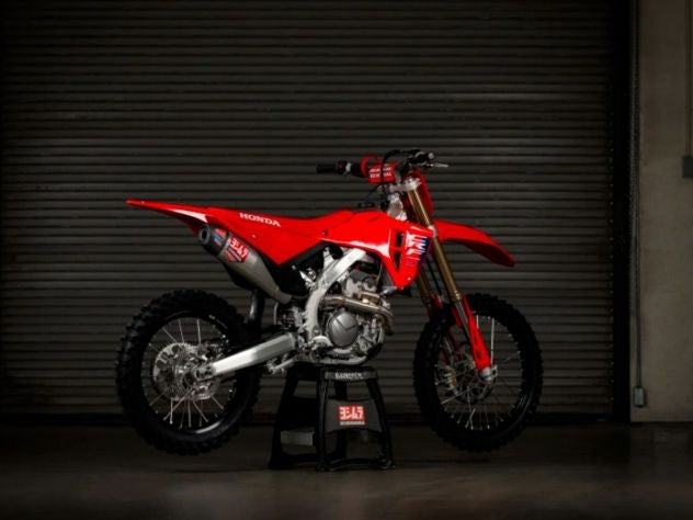 Tapa final carbono mate montaje interior Yoshimura RS-12